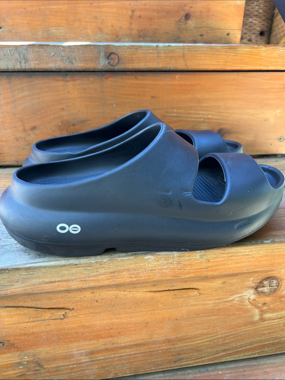 OOFOS Men Black Slide Sandals